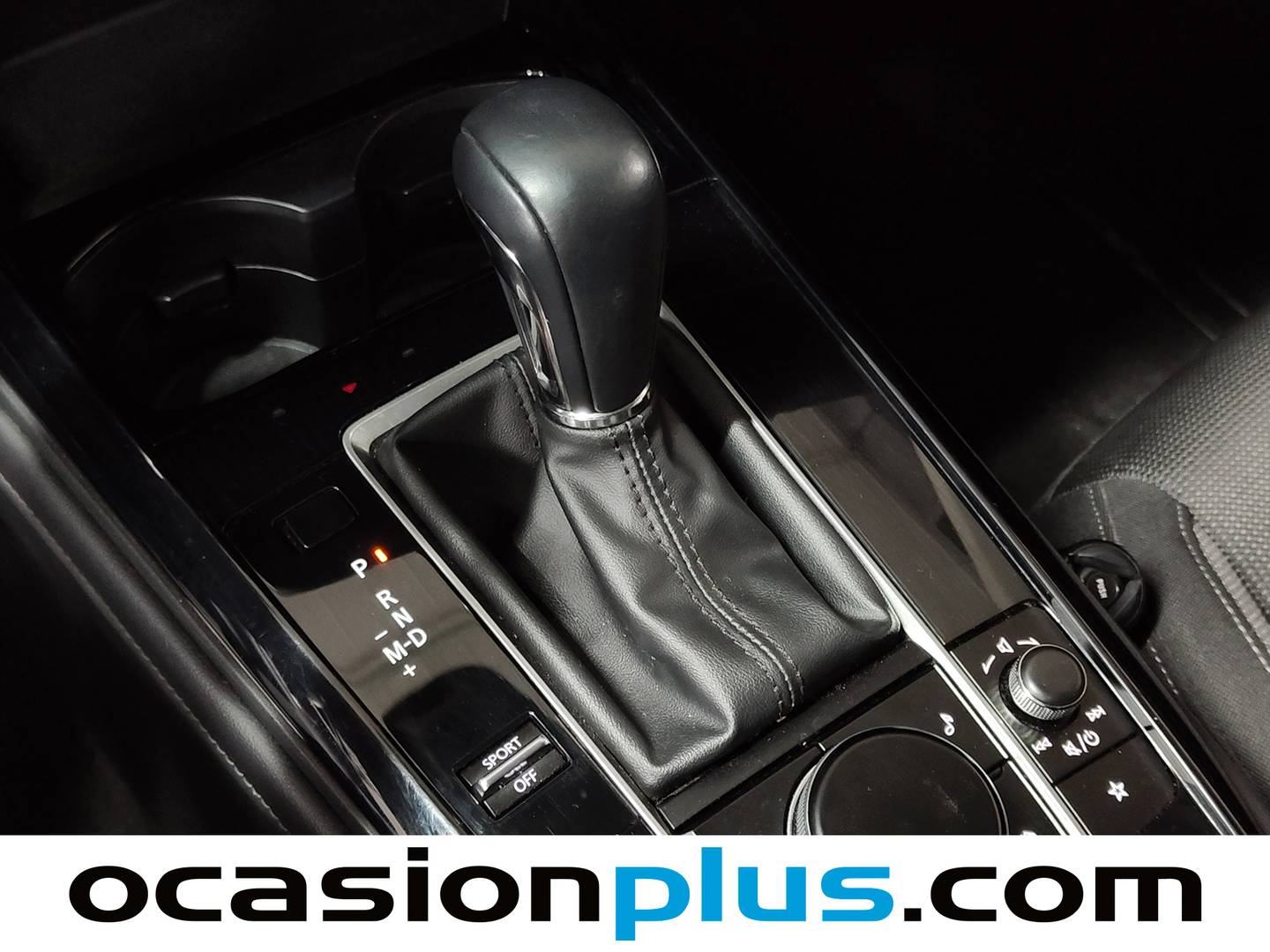 Foto Mazda CX-30 Mazda CX-30 2.5 e-Skyactive G MHEV Prime-Line AT (140 CV)