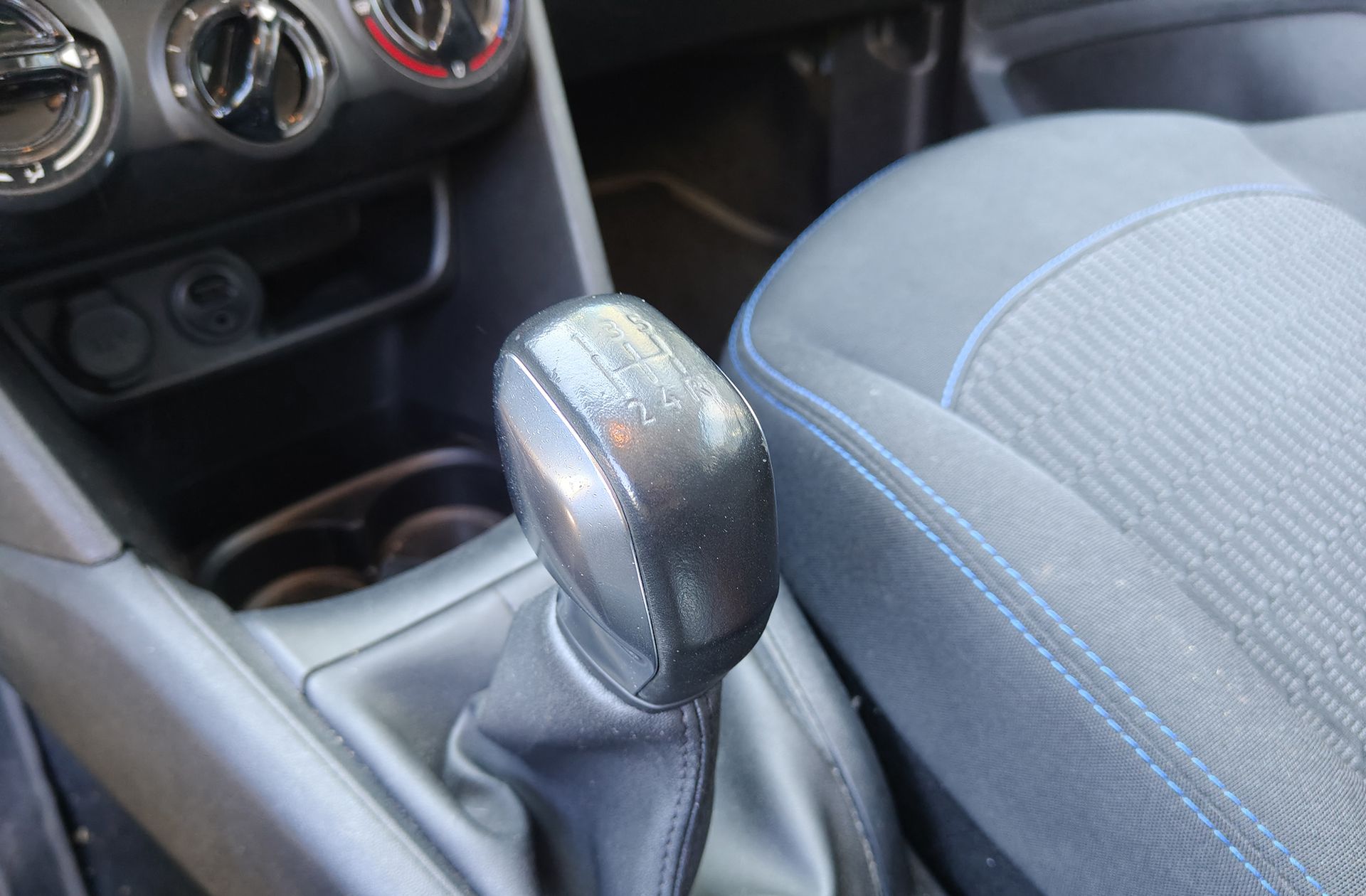 Peugeot 208 PureTech 82 Style - foto 5