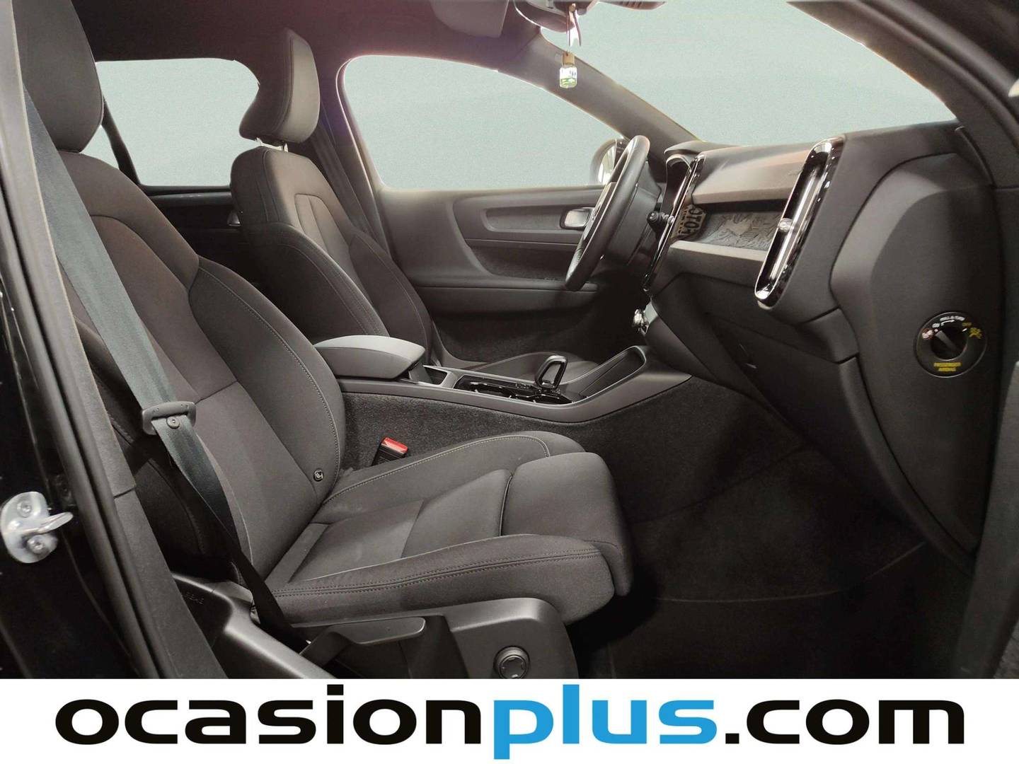 Volvo XC40 Volvo XC40 Recharge Single Extended Core Auto (252 CV) seminuevo
