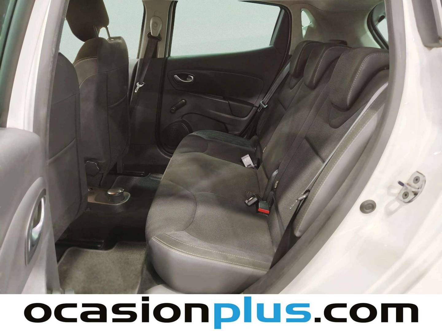 Foto asientos traseros Renault Clio Renault Clio Limited dCi (75 CV)