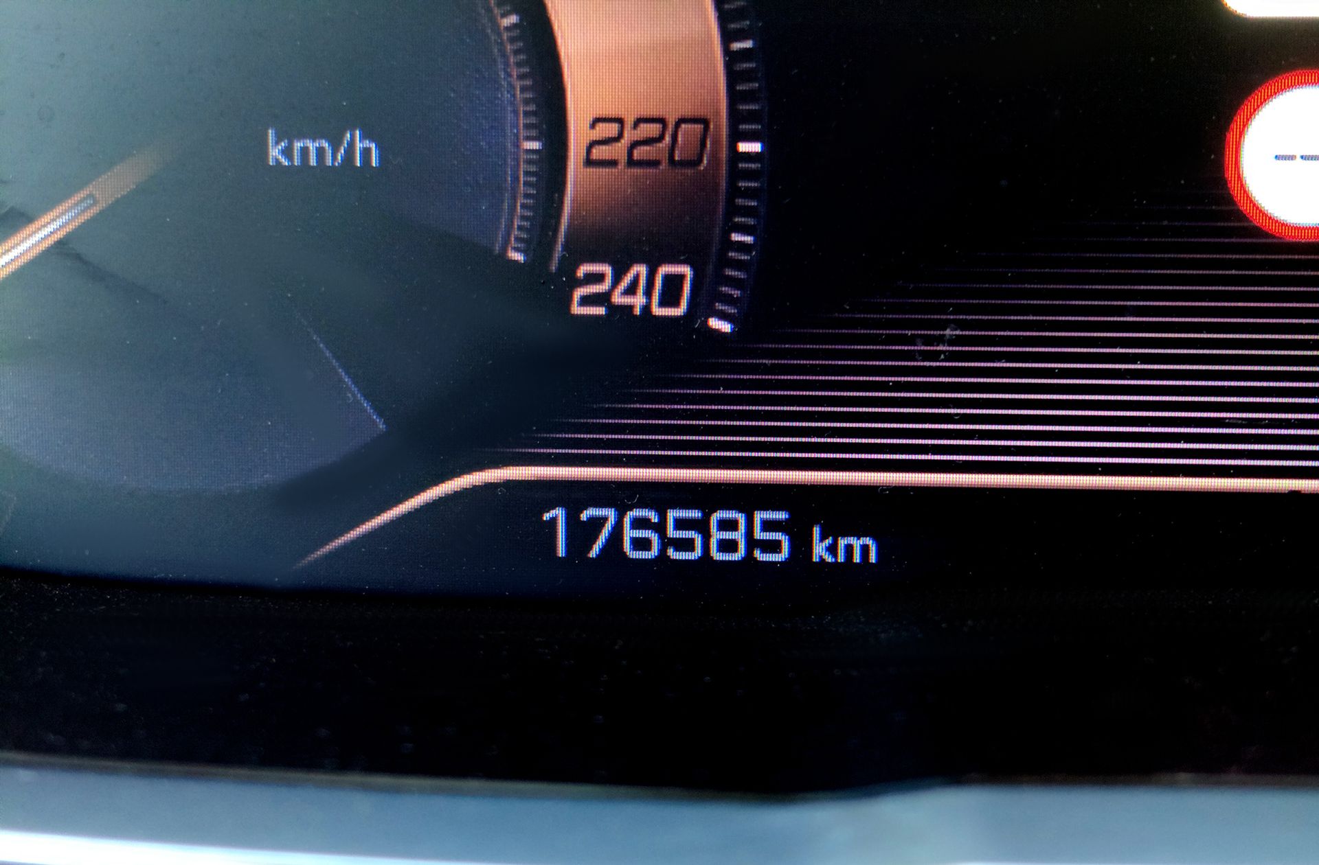 Peugeot 5008 BlueHDi 120 Allure - foto 11