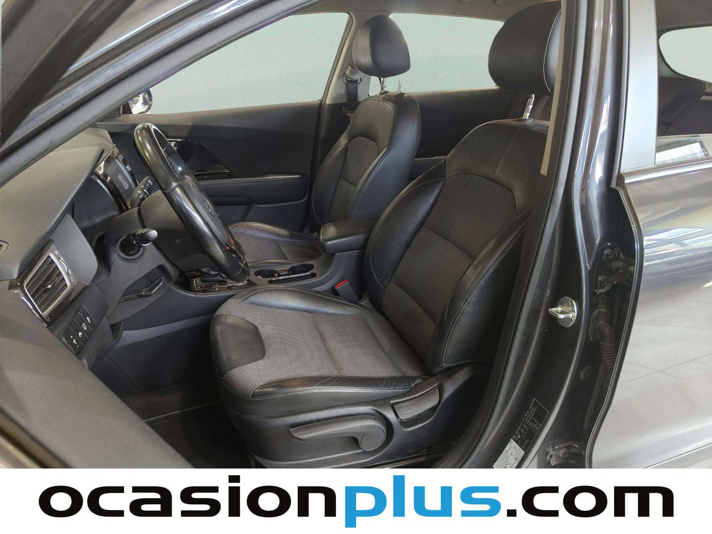 Foto asientos delanteros KIA Niro Kia Niro 1.6 GDi HEV Híbrido Emotion (141 CV)