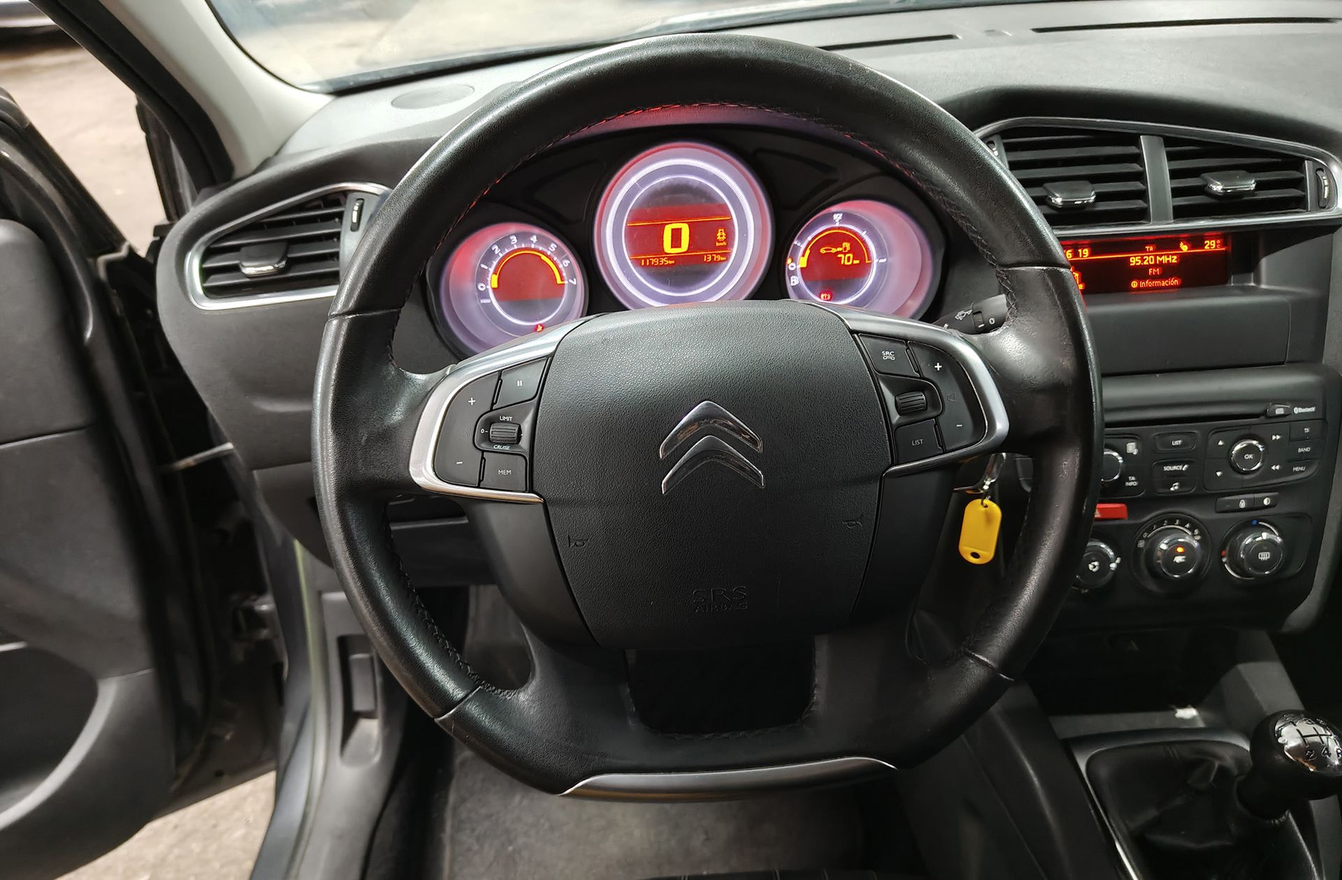 Citroën C4 1.6 HDi Tonic - foto 19