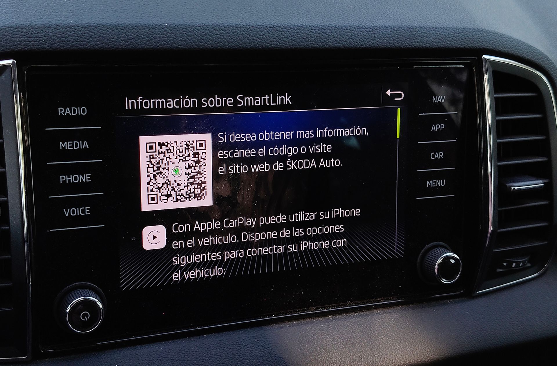 Škoda Karoq 1.5 TSI ACT Style DSG - foto 9