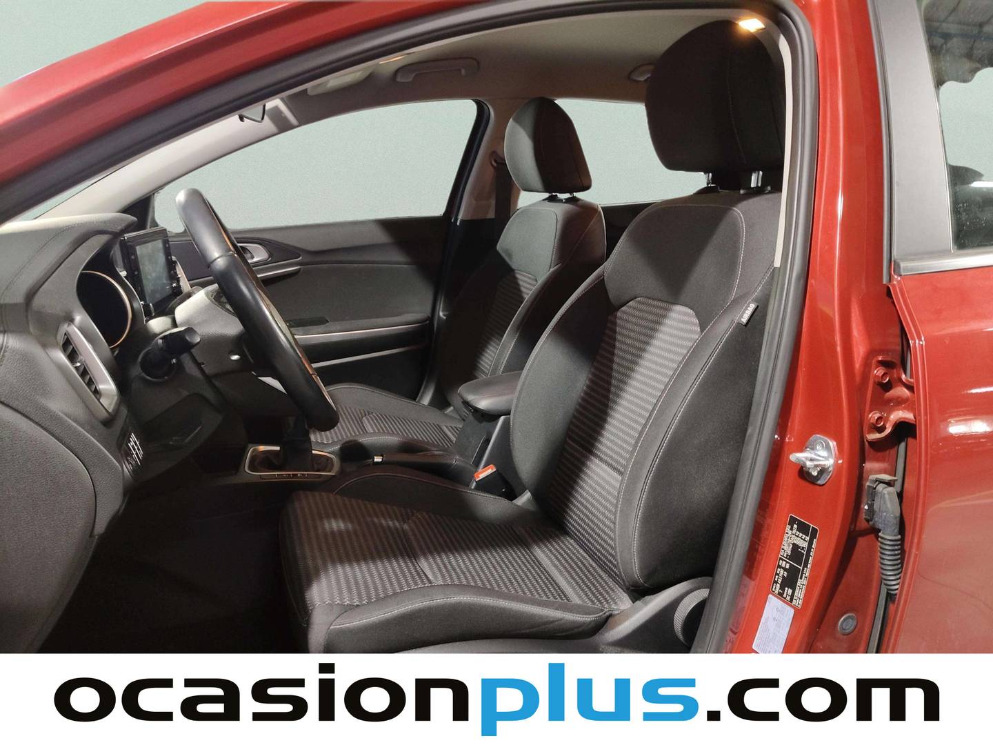 Foto asientos delanteros KIA XCeed KIA XCeed 1.0 T-GDi Drive (120 CV)