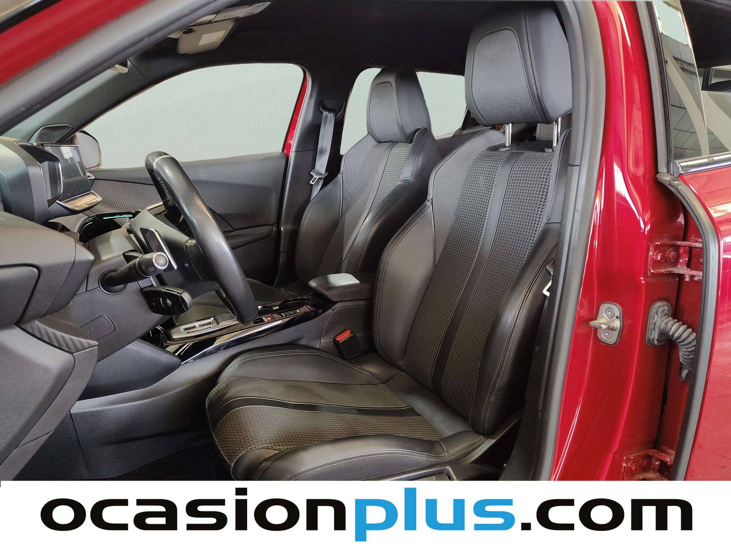 Foto asientos delanteros Peugeot 2008 Peugeot 2008 PureTech 130 S&S GT EAT8 (130 CV)