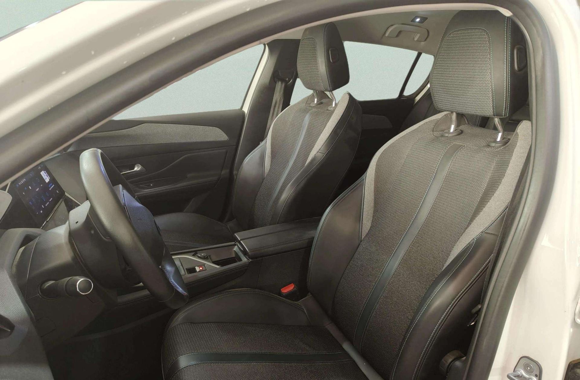 Peugeot 308 PureTech 130 Allure - foto 11