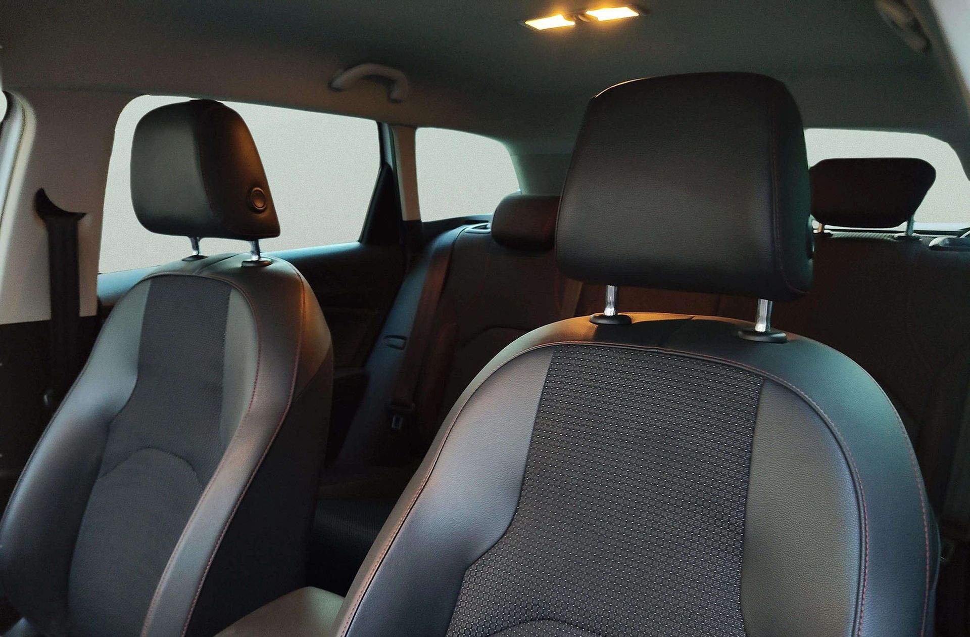 SEAT León ST 1.8 TSI FR - foto 13