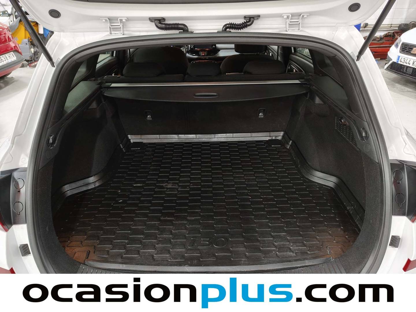 Foto Hyundai i30 Hyundai i30 CW CW 1.0 TGDI Go! (120 CV)