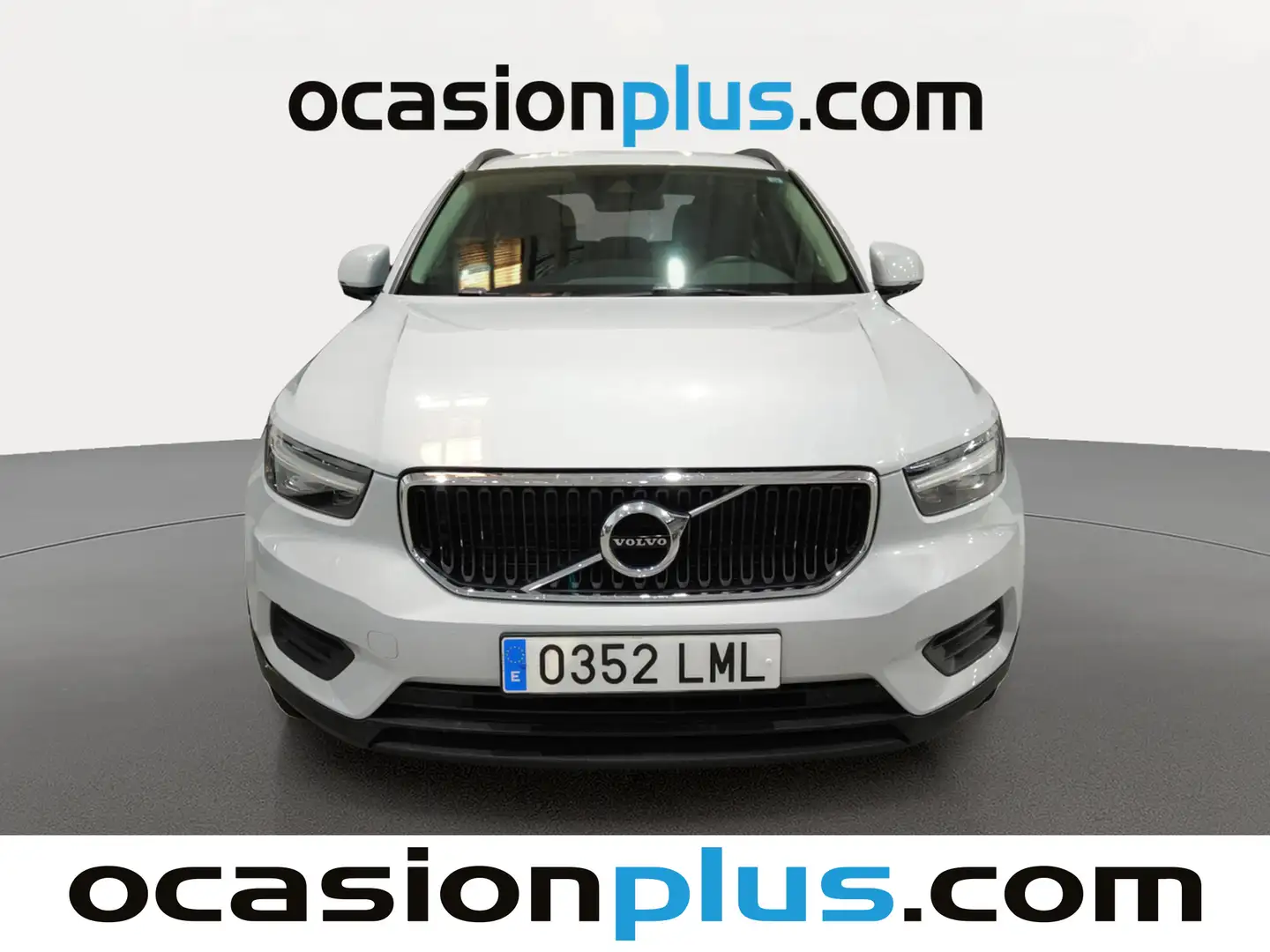 Foto Volvo XC40 Volvo XC40 T2 Momentum Core (129 CV)