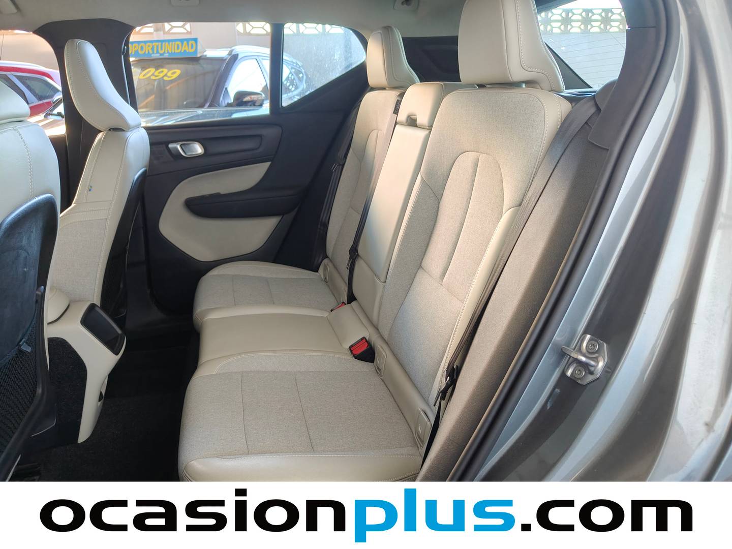 Foto asientos traseros Volvo XC40 Volvo XC40 T3 Momentum (156 CV)