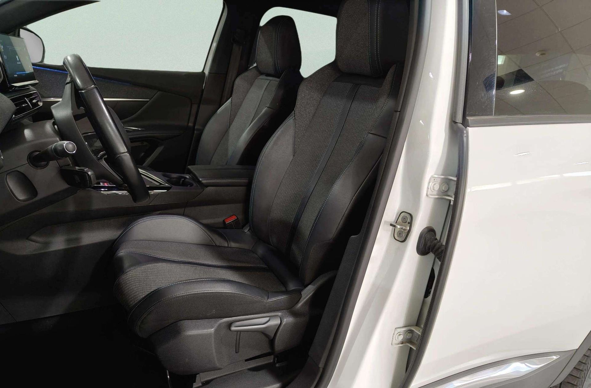 Peugeot 3008 PureTech 130 Allure Pack - foto 11