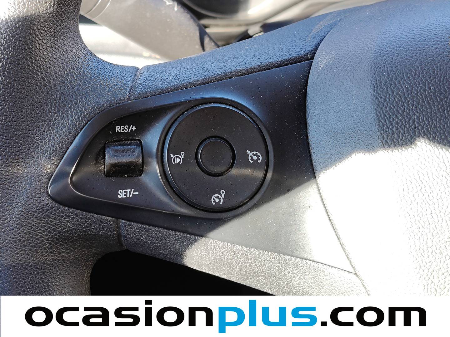 Extras del Opel Combo Opel Combo Cargo 1.5 Diesel L 1000kg (102 CV)