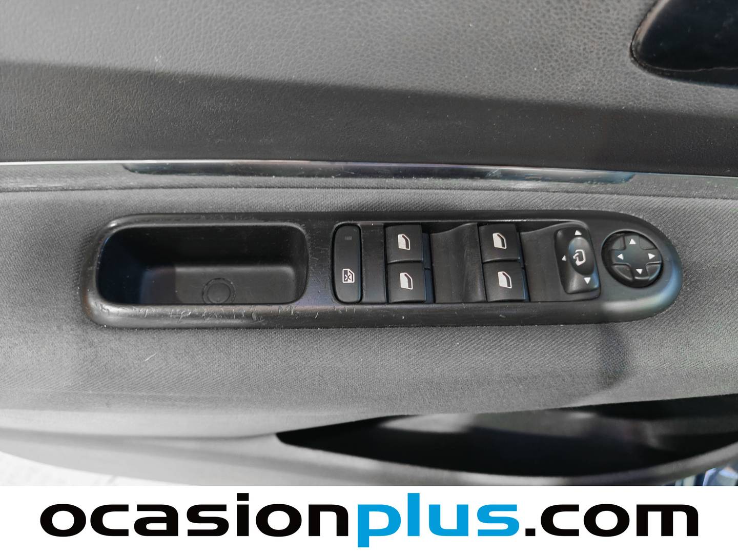 Peugeot 5008 Peugeot 5008 1.6 BlueHDi Style FAP (120 CV) 7 PLAZAS manual