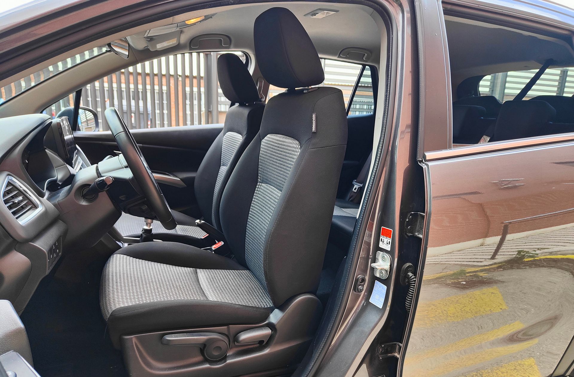 Suzuki S-Cross 1.4T Mild Hybrid S2 4WD - foto 11