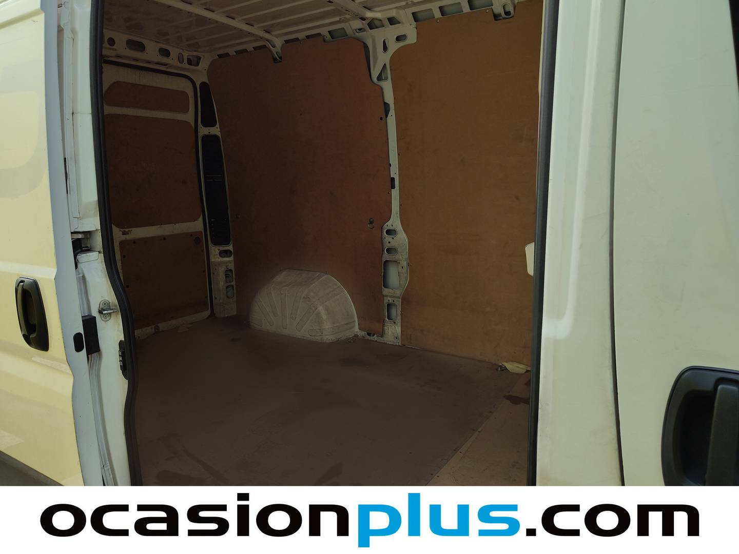 Foto asientos delanteros Peugeot Boxer Peugeot Boxer Furgon BlueHDi 140 S&S Pack 335 L2H2 (140 CV)