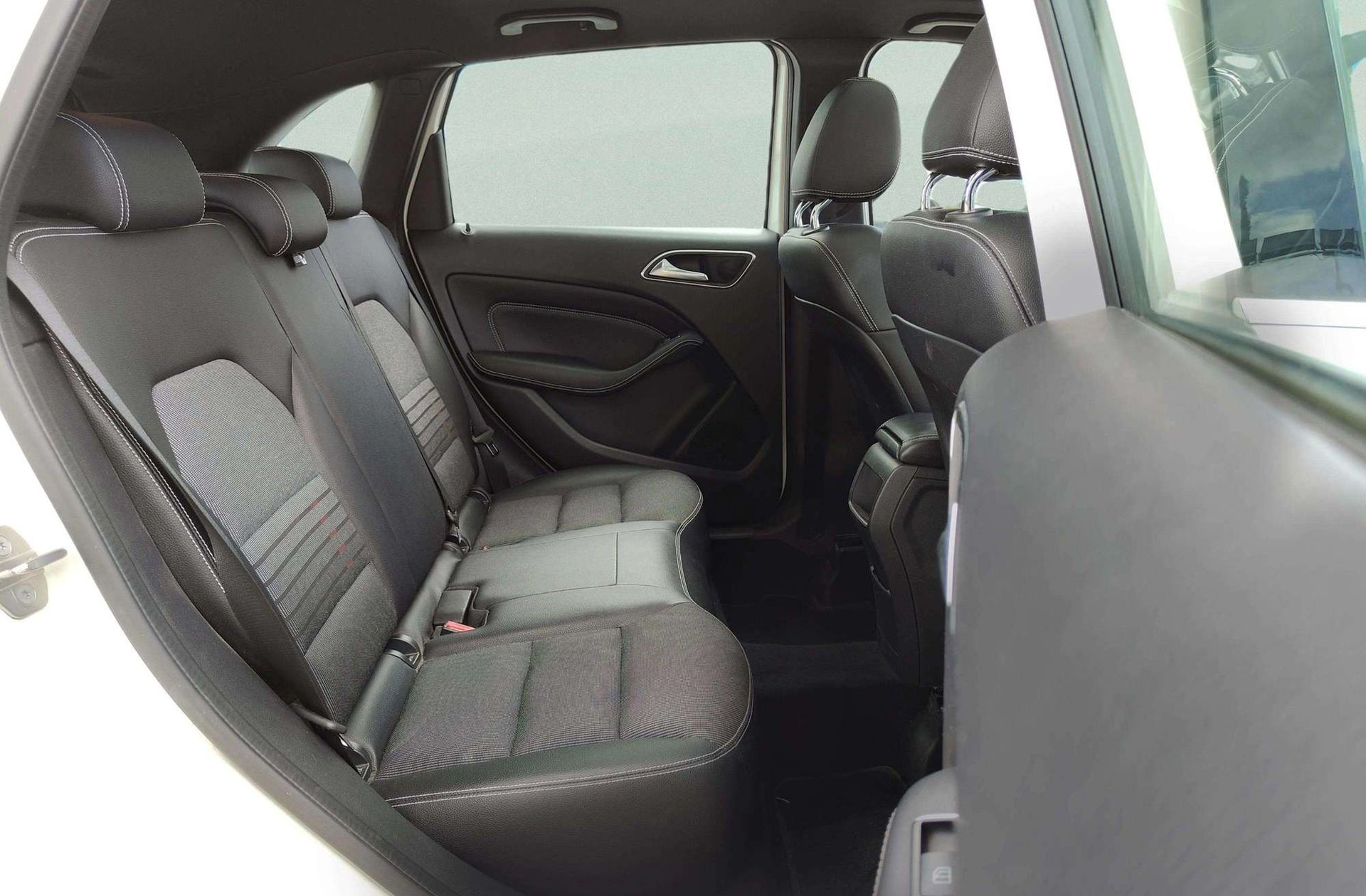 Mercedes-Benz Clase B 200 d - foto 22