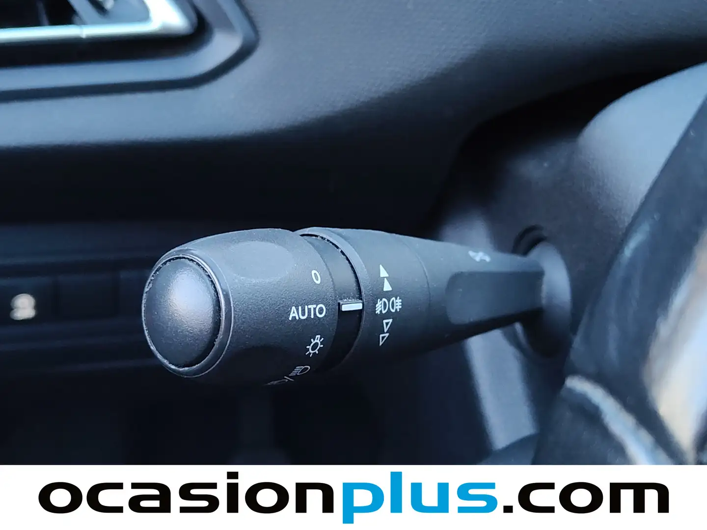 Foto Peugeot 308 Peugeot 308 Active Pack BlueHDi S&S (130 CV)