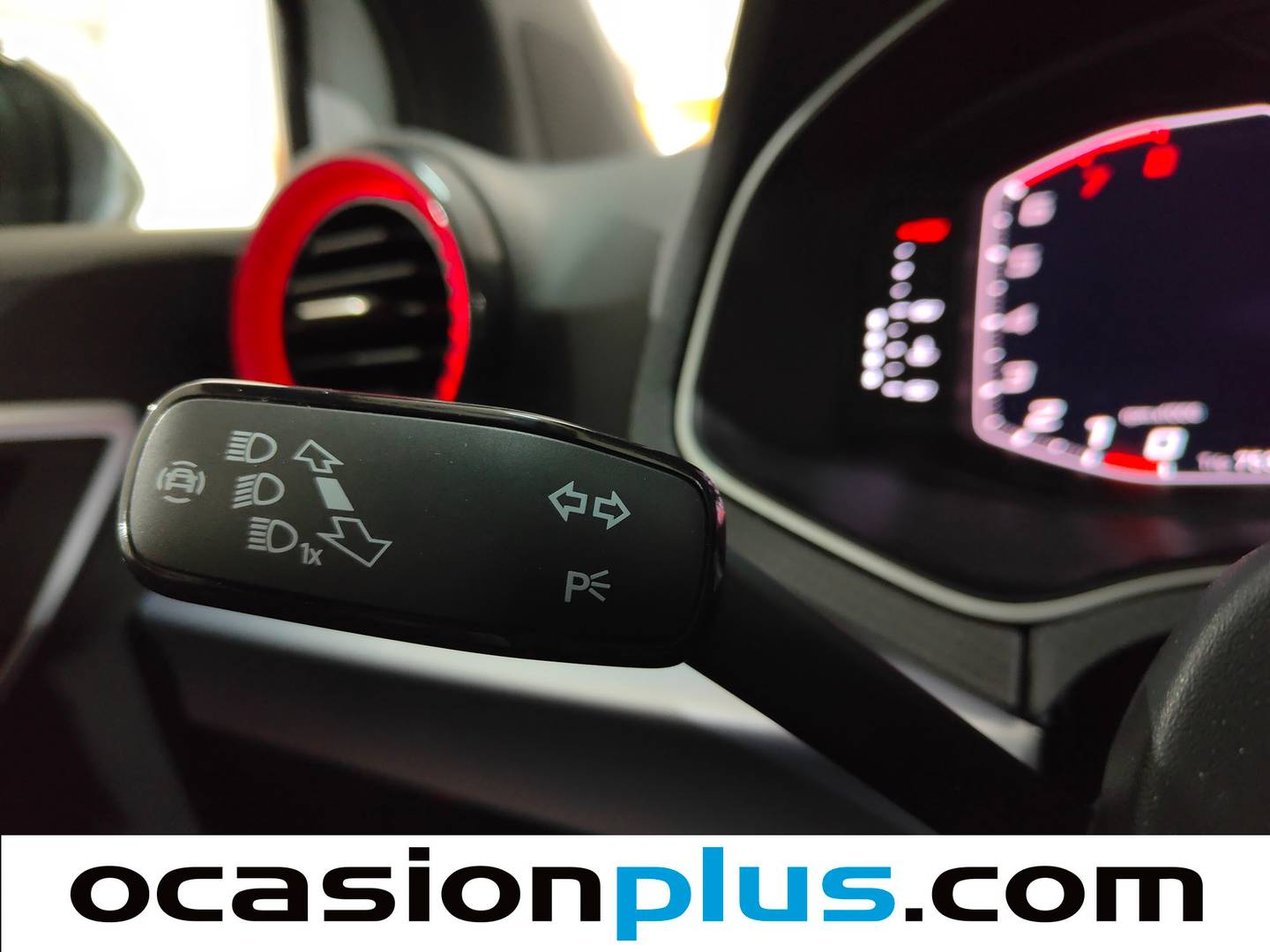 Foto Seat Arona SEAT Arona 1.5 TSI FR XL DSG (150 CV)