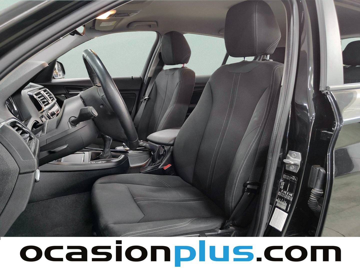 Foto asientos delanteros BMW Serie 1 BMW Serie 1 116d (116 CV)