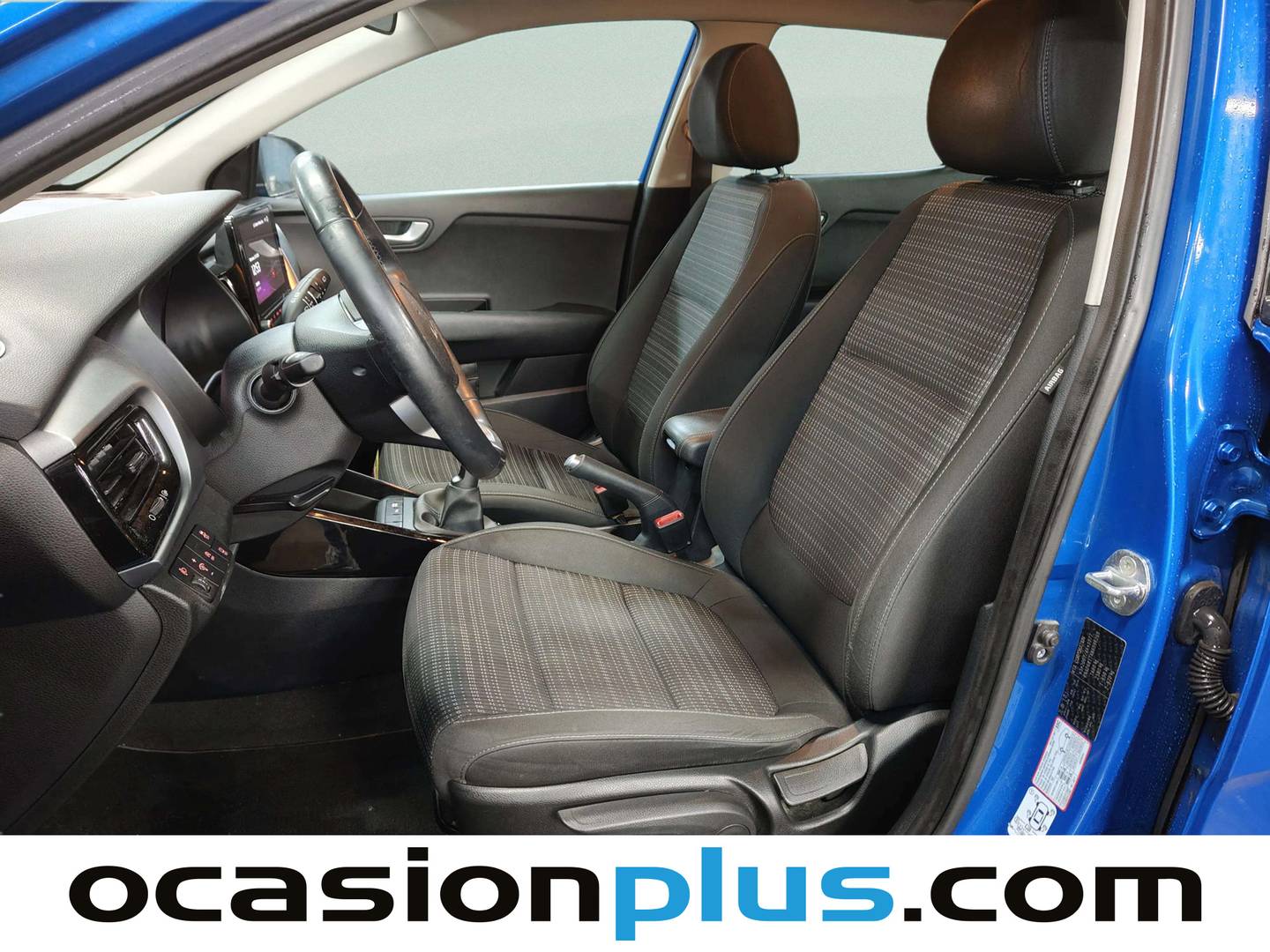 Foto KIA Stonic Kia Stonic 1.0 T-GDi MHEV Drive iMT(120 CV)