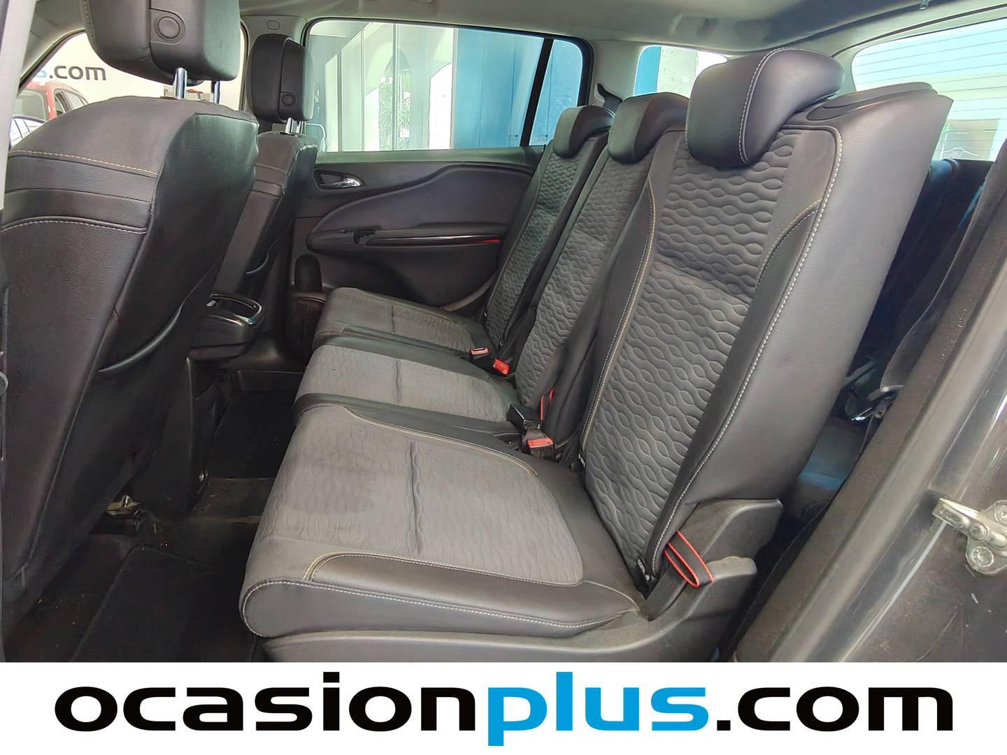 Foto asientos traseros Opel Zafira Tourer Opel Zafira Tourer 2.0 CDTi Excellence Auto (165 CV) 7 Plazas