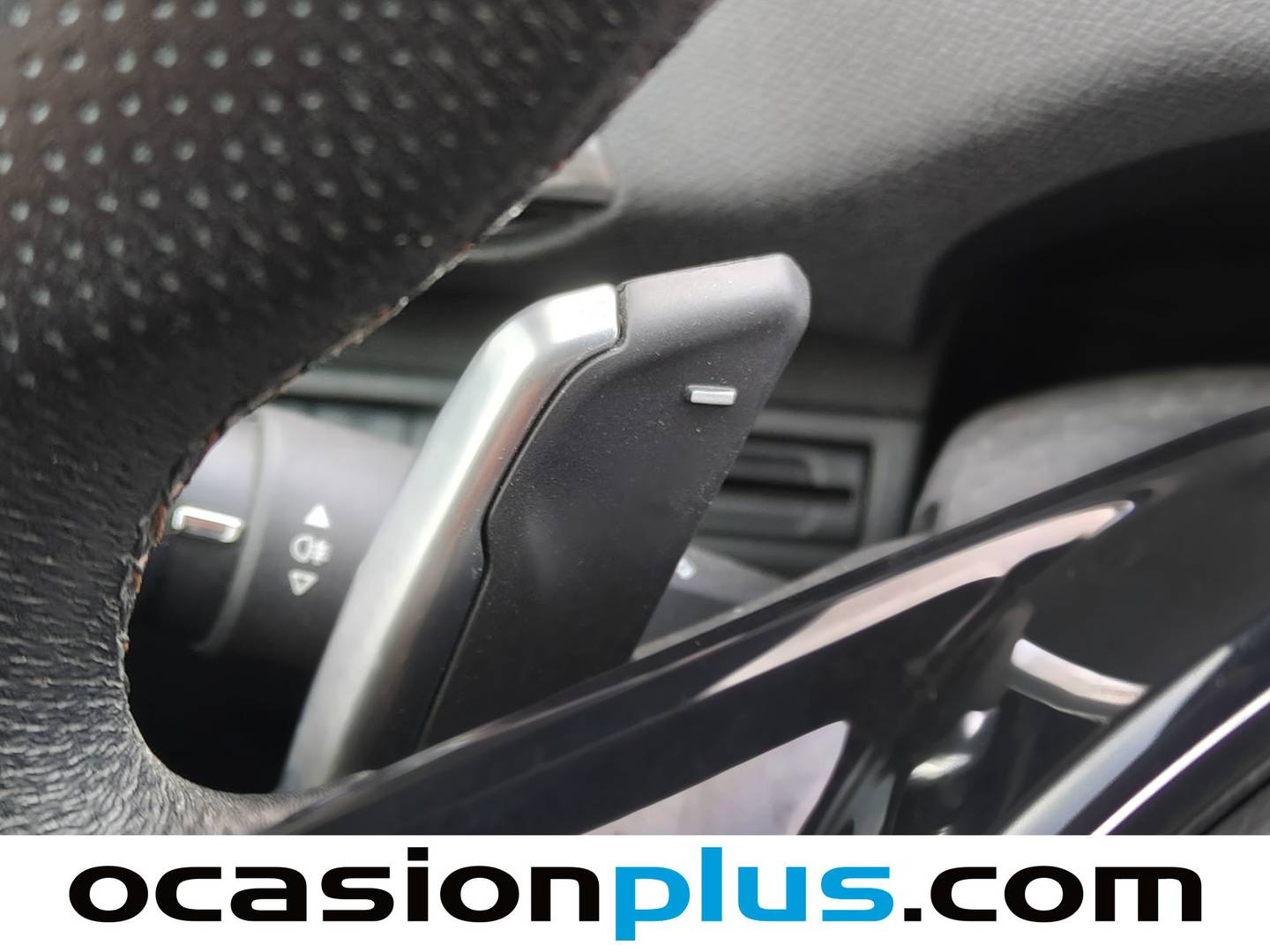 Foto Peugeot 3008 Peugeot 3008 PureTech 130 S&S GT EAT8  (130 CV)