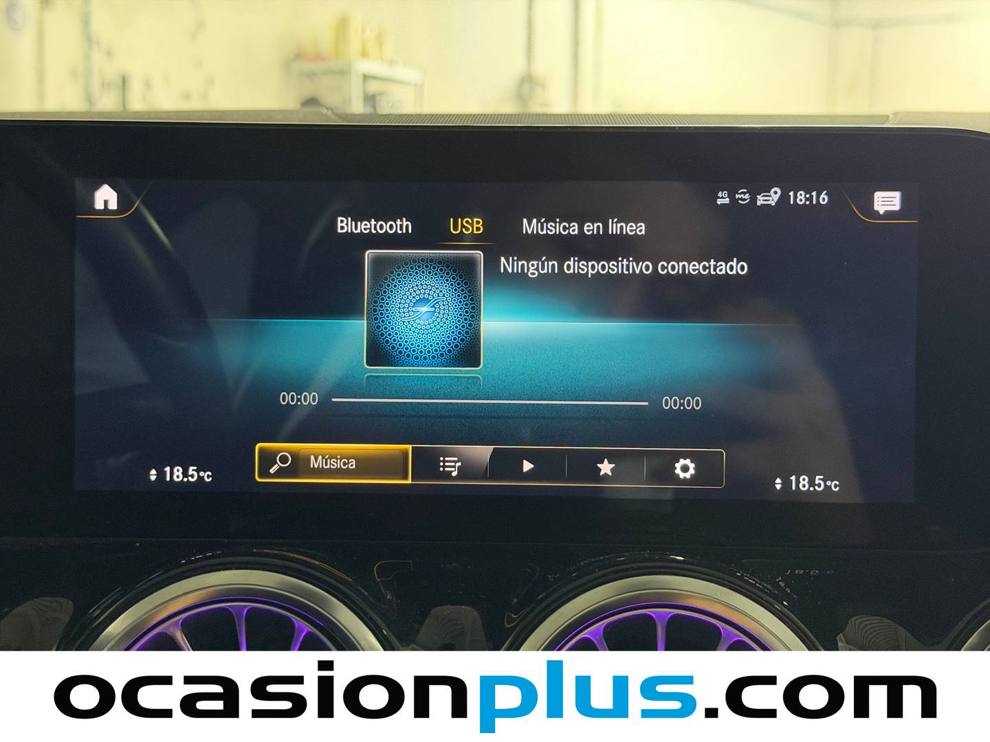 Foto Mercedes GLA Mercedes-Benz GLA 180 (136 CV) Pack AMG