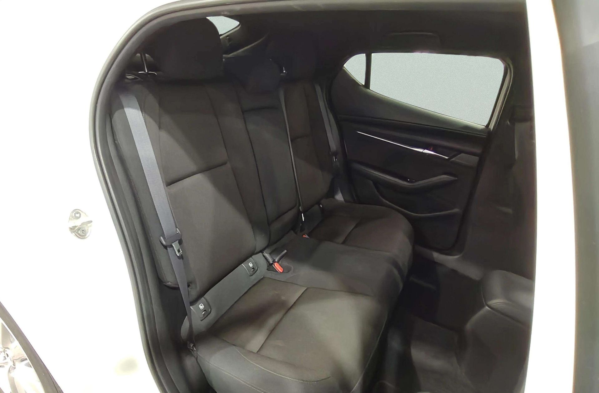 Mazda Mazda3 1.8 Skyactiv-D Evolution - foto 17