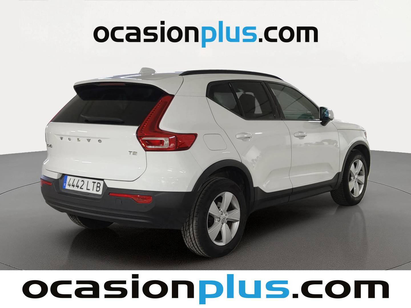 Foto trasera Volvo XC40 Volvo XC40 T2 Essential (129 CV) derecha