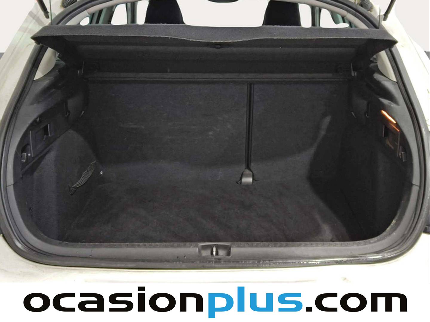 Fotos maletero Citroën C4 Citroën C4 1.6 HDI Tonic  (92 CV)