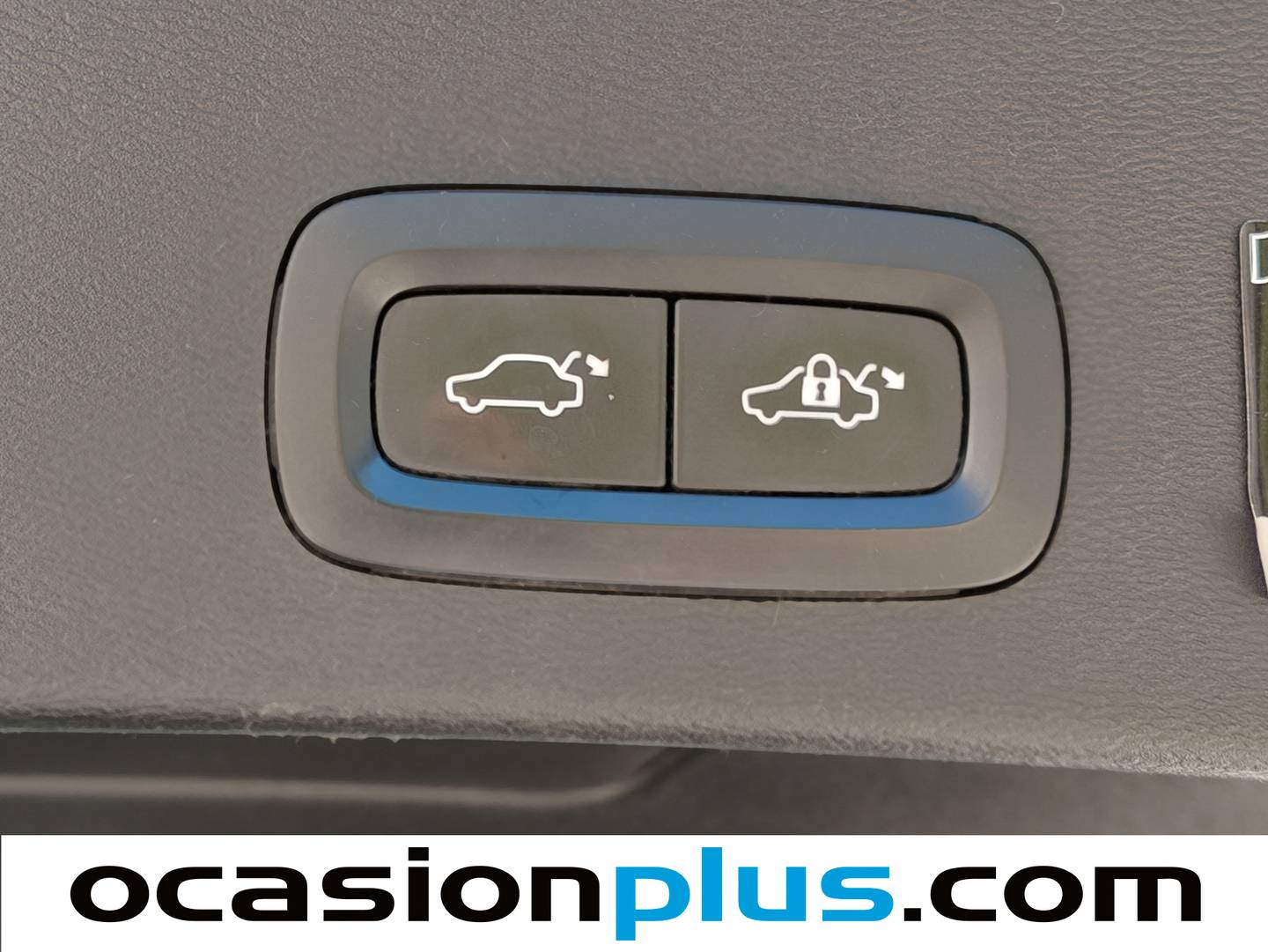 Volvo XC40 Volvo XC40 T3 Momentum Pro Auto  (163 CV) km 0