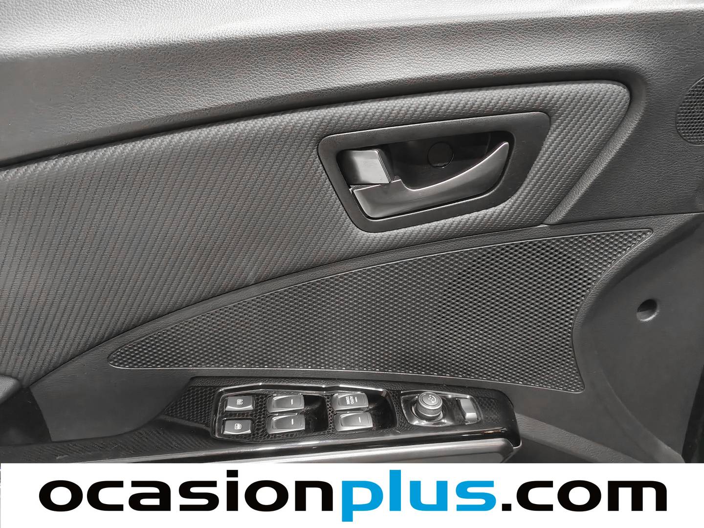 Foto SsangYong Tivoli Ssangyong Tivoli G12T Urban Plus (128 CV)