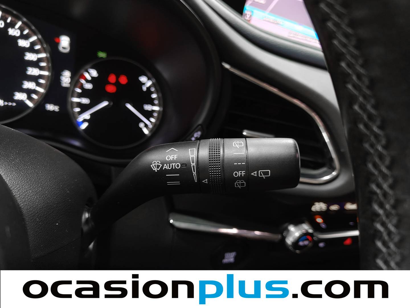 Foto Mazda CX-30 Mazda CX-30 2.0 Skyactiv-X Evolution 2WD AT (180 CV)