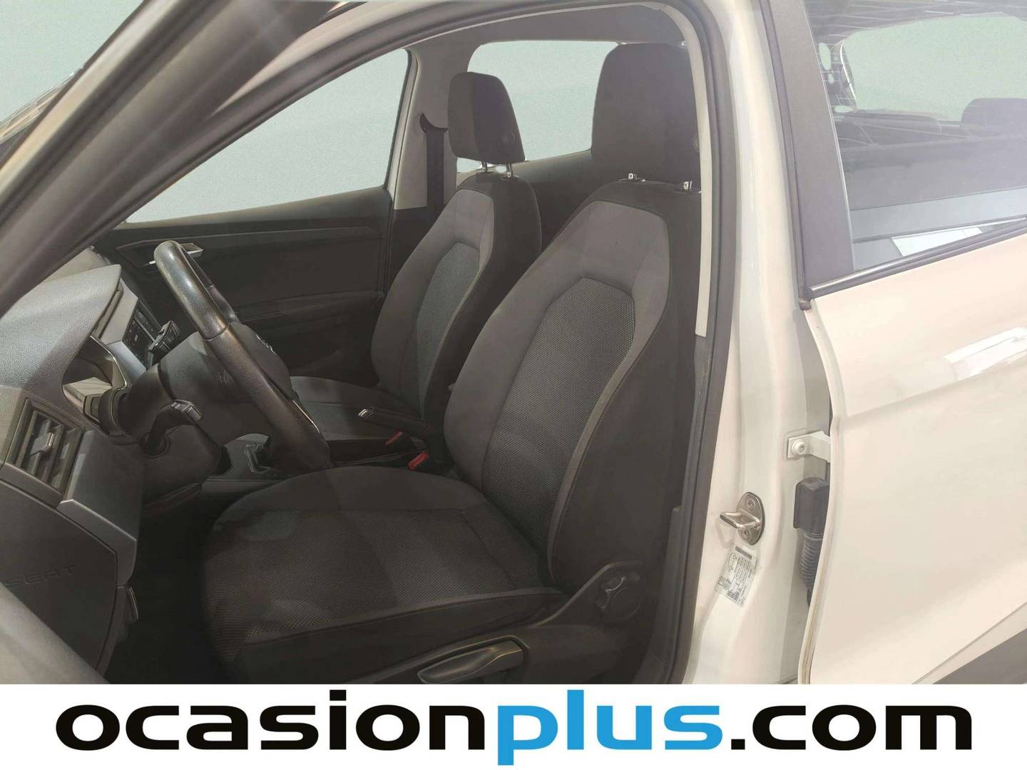Foto asientos delanteros Seat Arona Seat Arona 1.0 TSI Ecomotive S&S Style (115 CV)