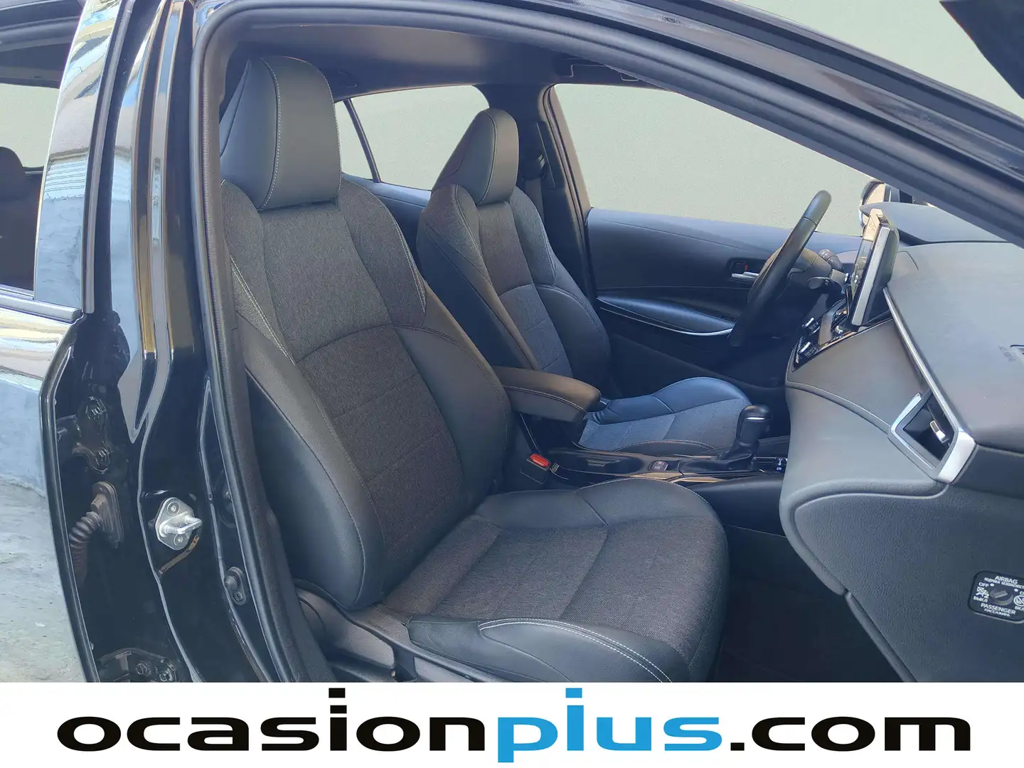 Foto Toyota Corolla Toyota Corolla 140H Style (140 CV)