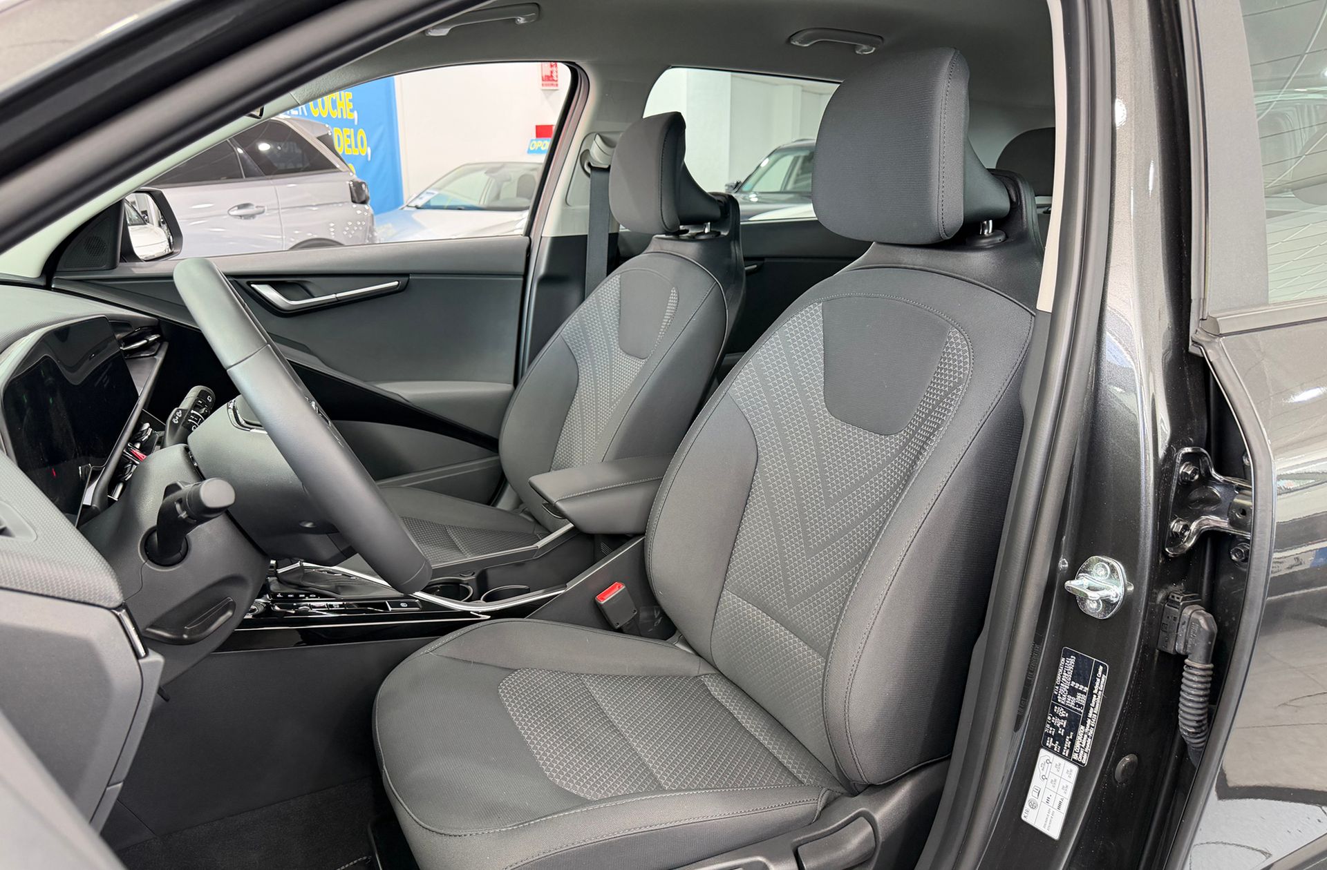 Kia Niro 1.6 GDi HEV Concept - foto 12