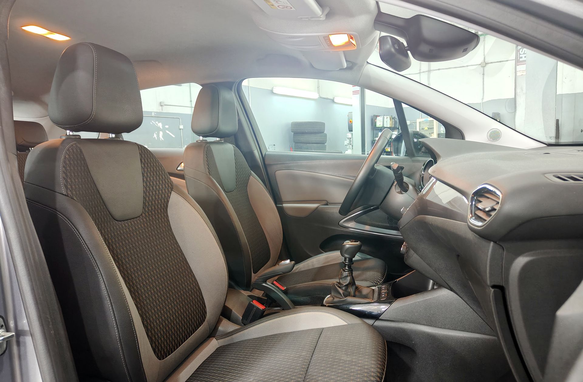 Opel Crossland 1.2 Innovation - foto 19