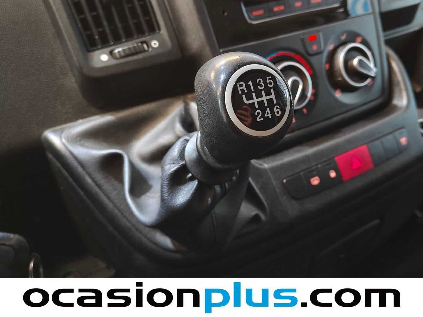 Peugeot Boxer Peugeot Boxer Furgon BlueHDi 140 S&S Pack 335 L2H2 (140 CV) de segunda mano