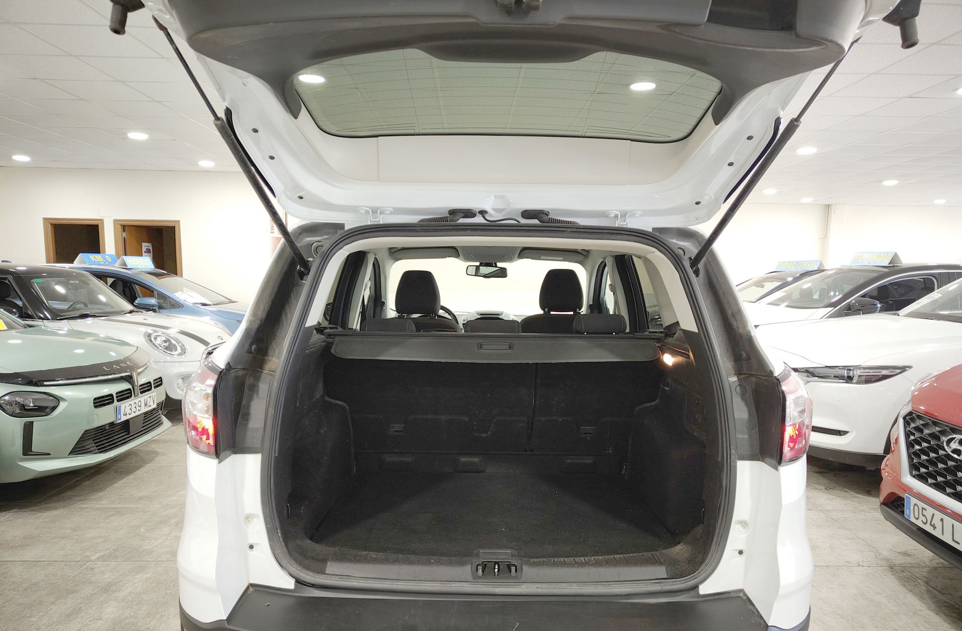 Ford Kuga 1.5 TDCi Titanium 4x2 - foto 15