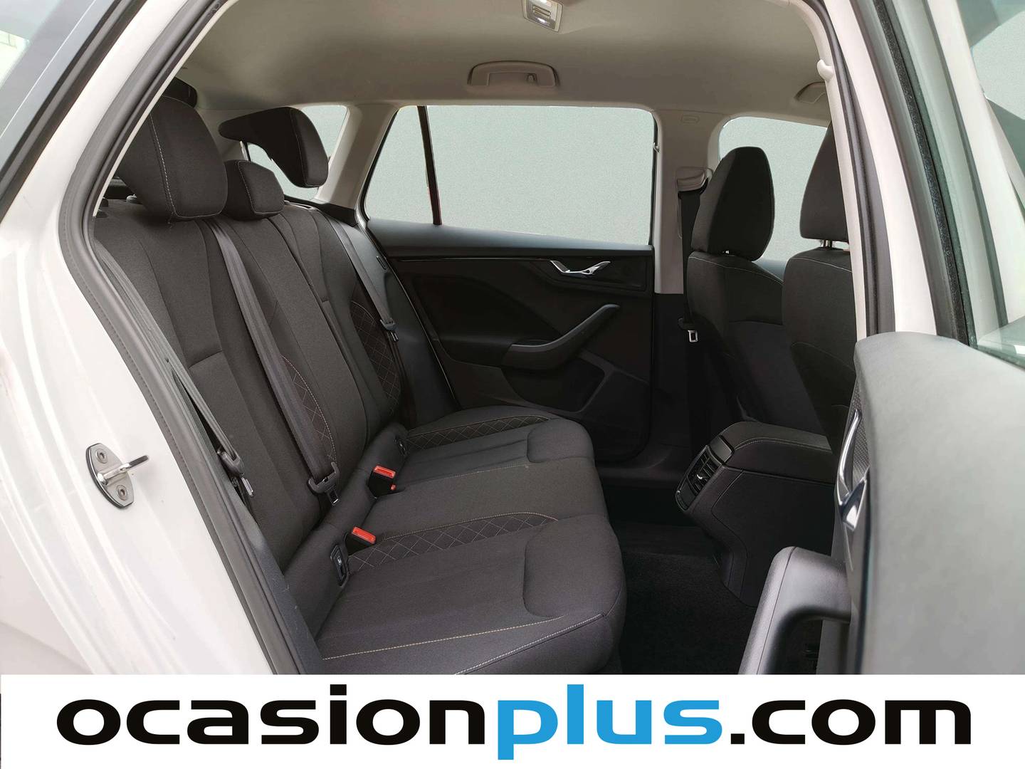 Skoda Kamiq Skoda Kamiq 1.0 TSI Ambition DSG (110 CV) al mejor precio