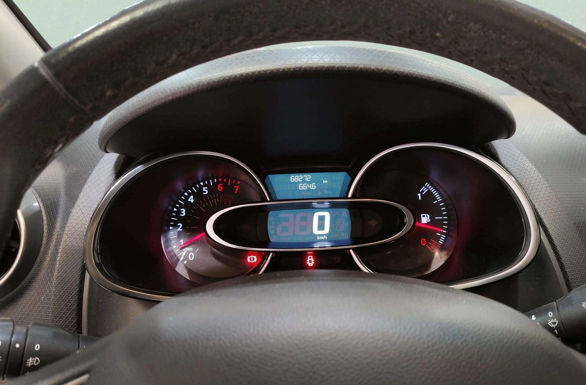 Renault Clio Limited Energy TCe - foto 23