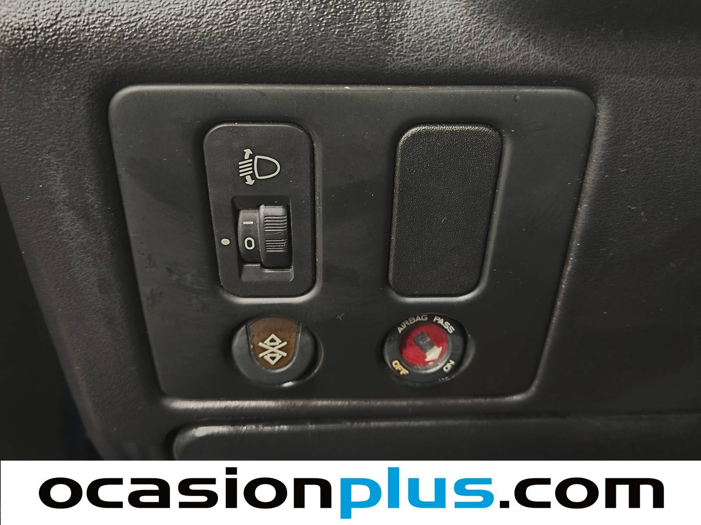 Extras y acabados del Peugeot 306 Peugeot 306 1.9 STYLE TD  (90 CV)