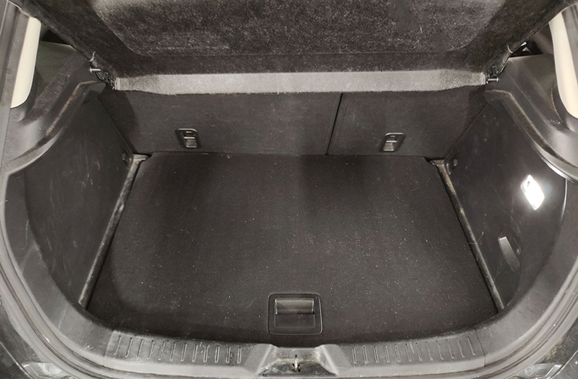 Mazda CX-3 1.8 D Zenith 2WD - foto 18
