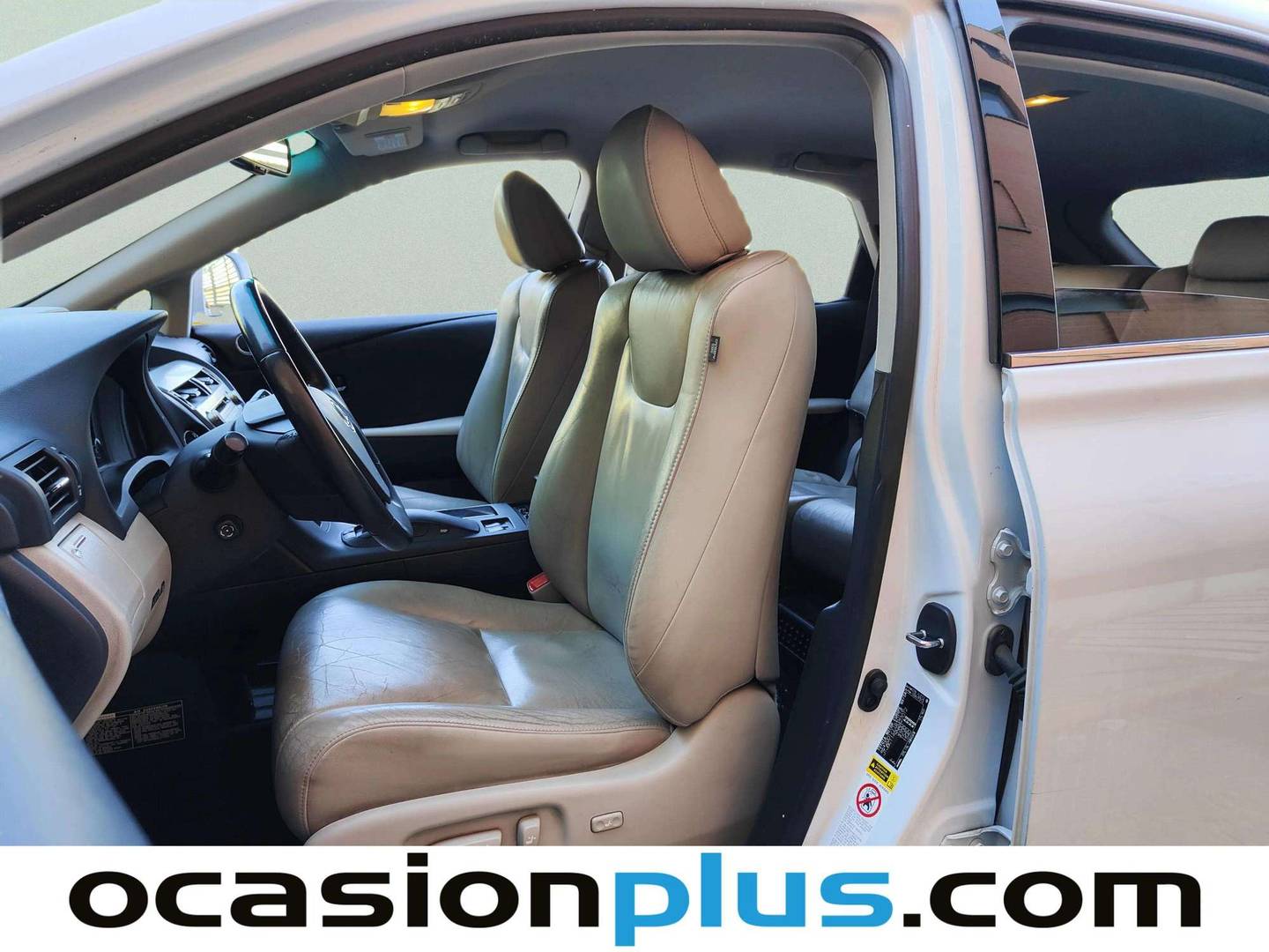Foto asientos delanteros Lexus RX Lexus RX 450h Luxury  (299 CV)