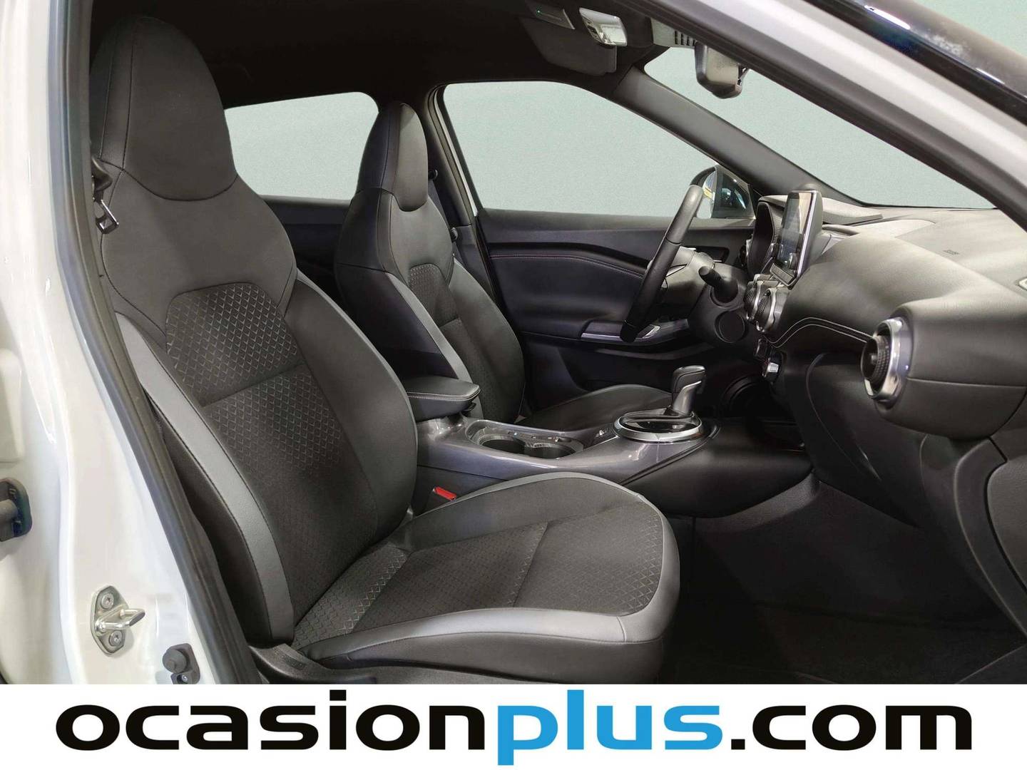 Fotos maletero Nissan JUKE Nissan Juke Hybrid N-Design Black Auto (143 CV)
