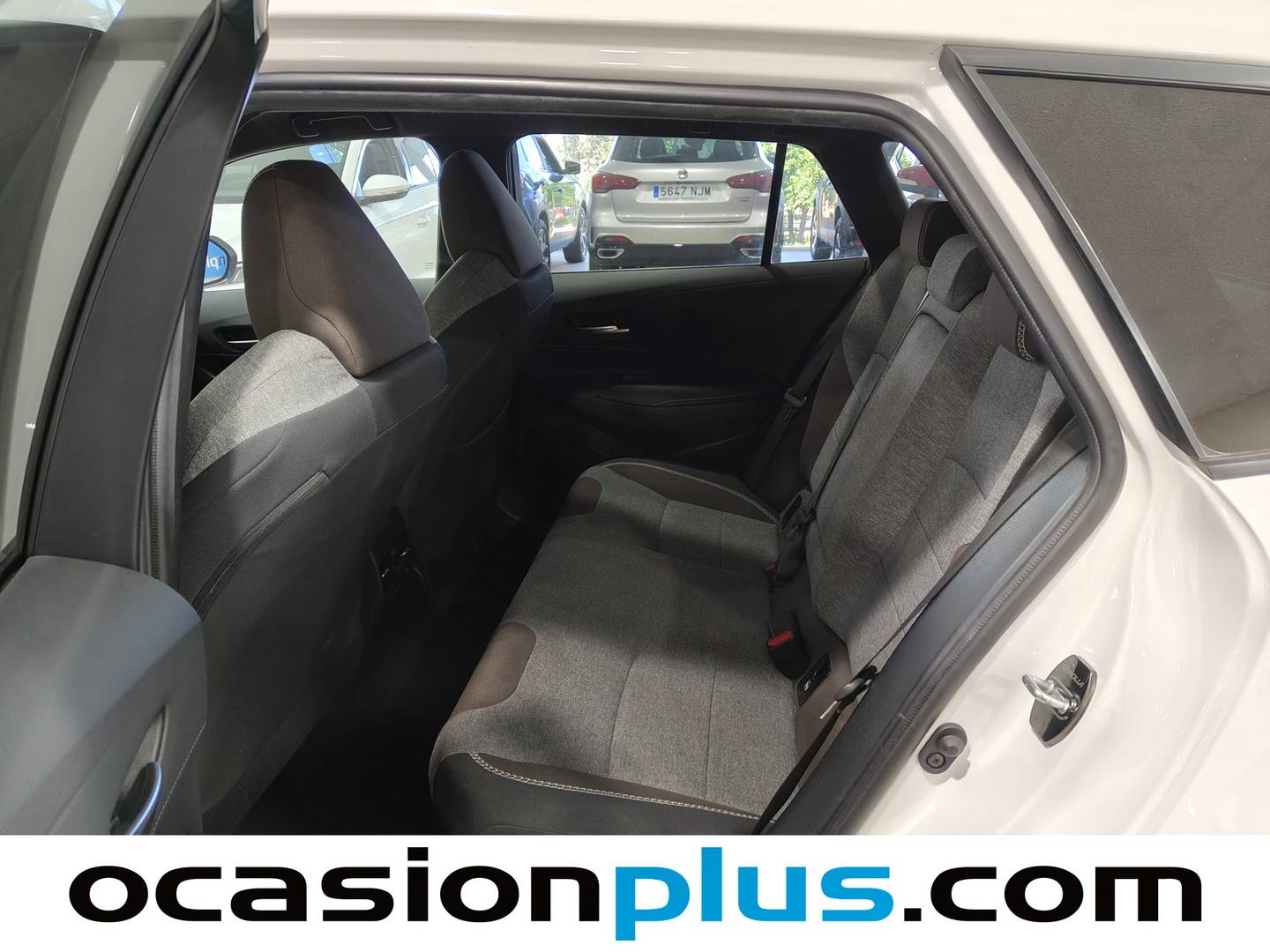 Foto asientos traseros Toyota Corolla Toyota Corolla Touring Sports 180H Trek E-CVT (180 CV)