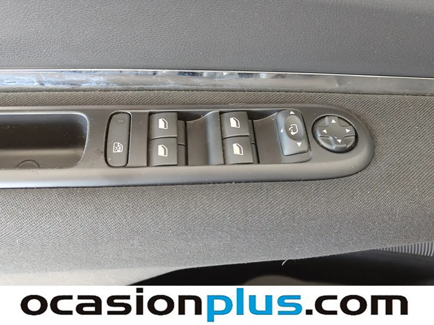 Foto Peugeot 3008 Peugeot 3008 1.2 PureTech Style S&S (130 CV)