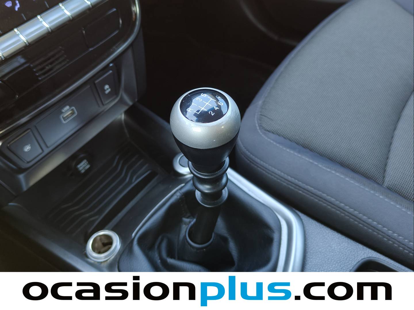 Foto SsangYong Tivoli Ssangyong Tivoli G12T Urban Plus (128 CV)