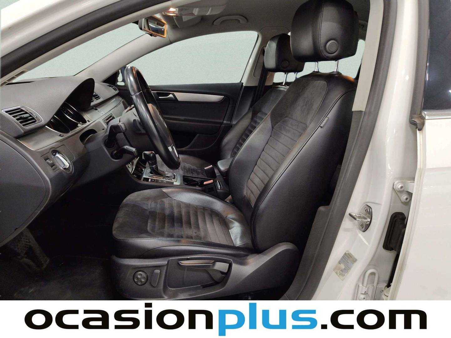 Foto asientos delanteros Volkswagen Passat Volkswagen Passat Highline 2.0 TDI BMT (140 CV) DSG